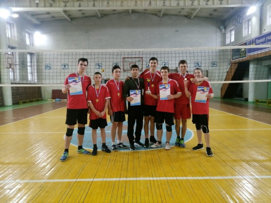Первенство Киренского района по волейболу среди юношей.